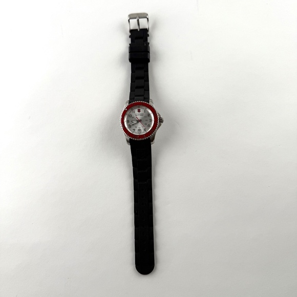 Victorinox Swiss Army Maverick Silver Dial SS Quartz Ladies Watch 241484 - Picture 4 of 9